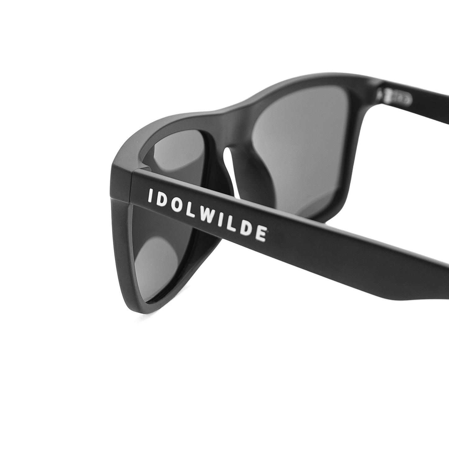 IDOLWILDE Shades